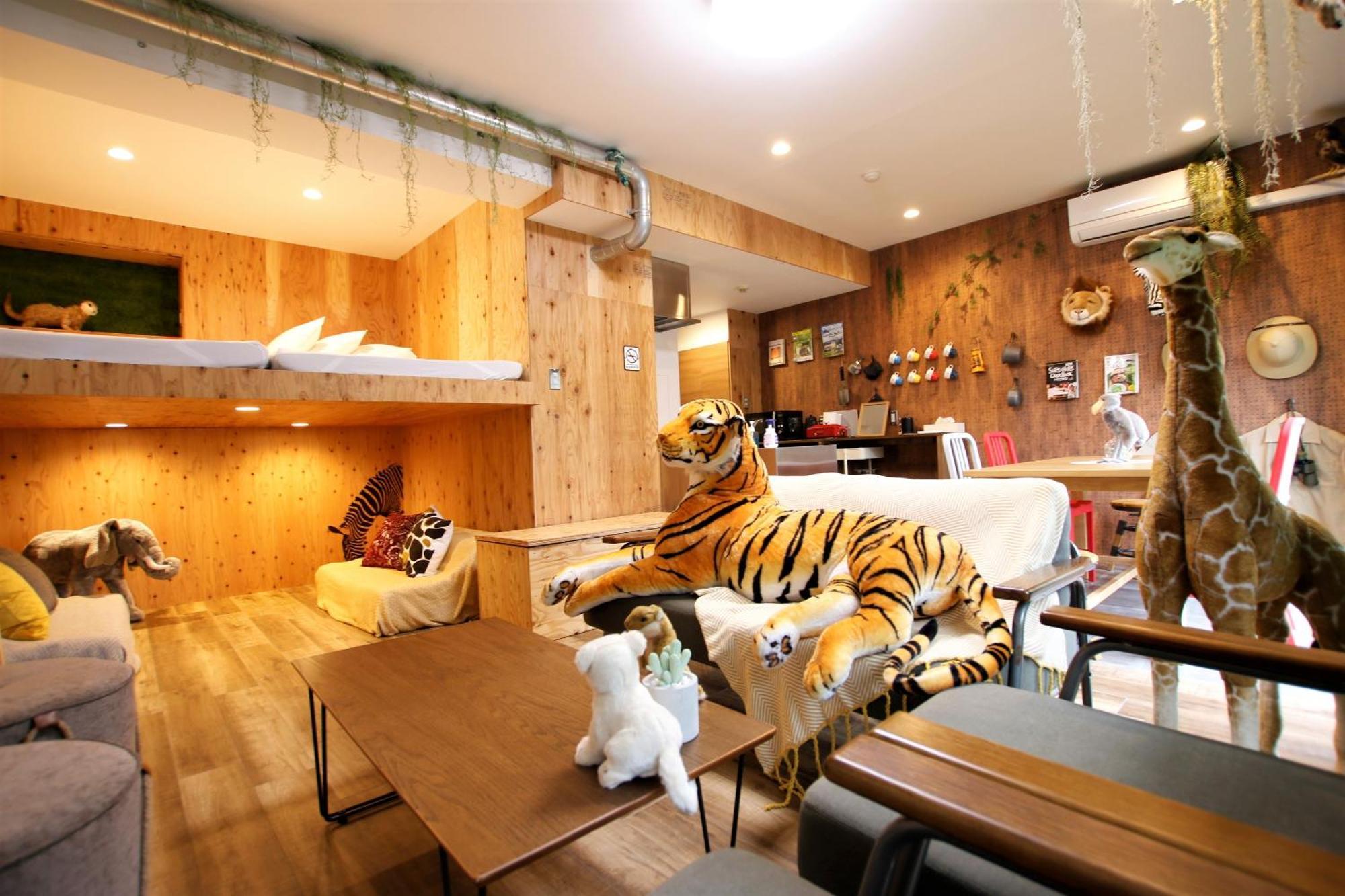 365Base Outdoor Hostel Hamamatsu Bagian luar foto
